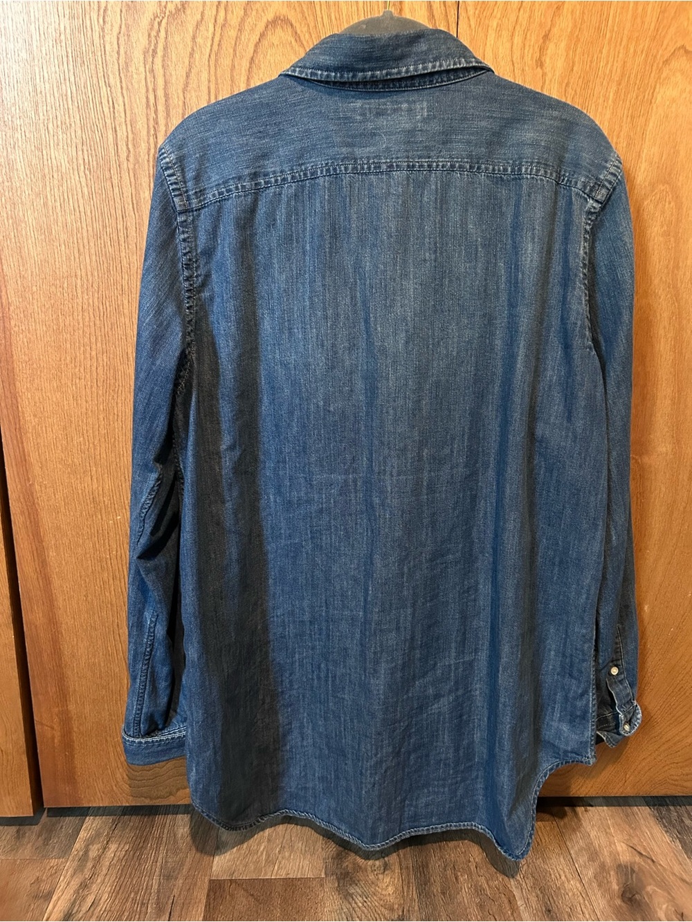 Lauren Ralph Lauren Women’s Blue Denim Button-Up Shirt 100% Cotton Size Large - Picture 7 of 8